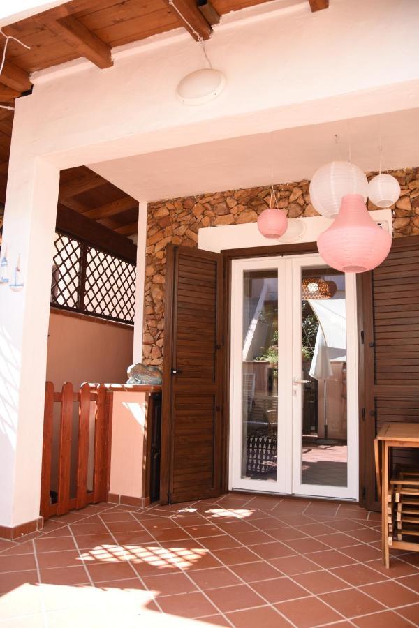 ヴィッラシミーウス Casa Vittoriaヴィラ エクステリア 写真